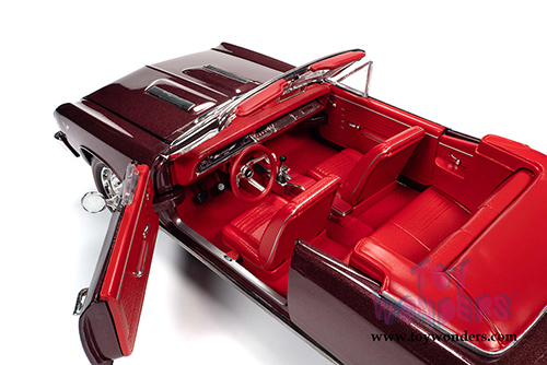 Auto World American Muscle - Chevrolet® Chevelle™ SS 396 Convertible (1967, 1/18 scale diecast model car, Madiera Maroon) AMM1244
