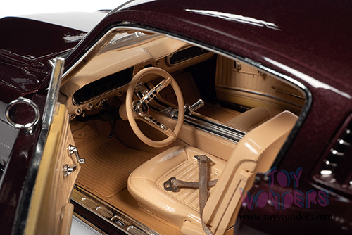 Auto World - American Muscle 30th Anniversary | Ford Mustang 2+2 Hardtop (1965, 1/18 scale diecast model car, Vintage Burgundy) AMM1248