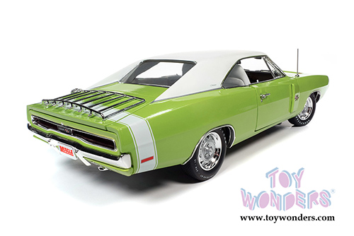 Auto World - American Muscle 30th Anniversary | Dodge Charger Hardtop (1970, 1/18 scale diecast model car, FJ5 Sublime Green) AMM1249