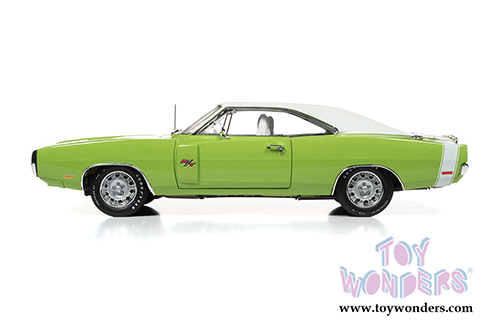 Auto World - American Muscle 30th Anniversary | Dodge Charger Hardtop (1970, 1/18 scale diecast model car, FJ5 Sublime Green) AMM1249