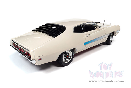 Auto World - American Muscle 30th Anniversary | Ford Torino Cobra Class of '71 (1971, 1/18 scale diecast model car, Wimbledon White) AMM1256
