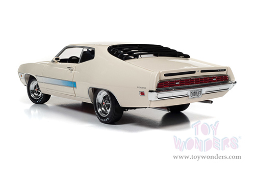 Auto World - American Muscle 30th Anniversary | Ford Torino Cobra Class of '71 (1971, 1/18 scale diecast model car, Wimbledon White) AMM1256