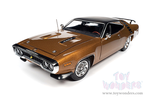 Auto World - American Muscle 30th Anniversary | Plymouth Road Runner Hardtop Class of '71 (1971, 1/18 scale diecast model car, GY8 Gold Leaf Metallic) AMM1258