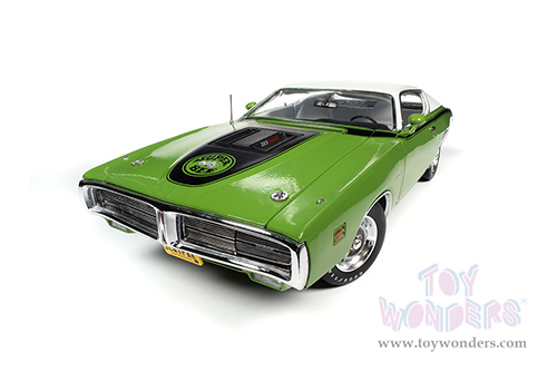 Auto World - American Muscle 30th Anniversary | Dodge Charger Super Bee Class of '71 (1971, 1/18 scale diecast model car, FJ6 Green Go) AMM1260
