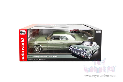 Auto World - American Muscle 30th Anniversary | Chevy&reg; Impala&trade; SS&trade; 409 Hardtop (1964, 1/18 scale diecast model car, Meadow Green) AMM1264
