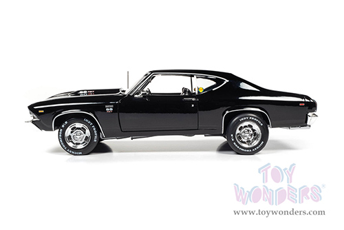 Auto World - American Muscle 30th Anniversary | Baldwin Motion Chevelle SS 427 Phase III Hardtop (1969, 1/18 scale diecast model car, Tuxedo Black) AMM1269