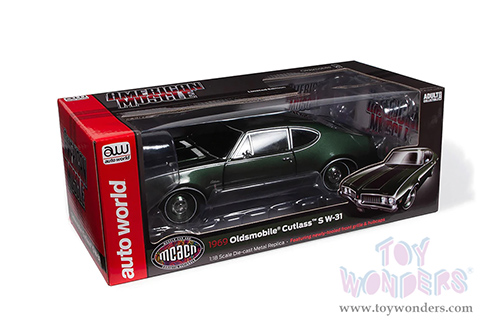 Auto World American Muscle - Oldsmobile&reg; Cutlass SW-31 Post Coupe Muscle Car & Corvette Nationals (MCACN) (1969, 1/18 scale diecast model car, Glade Green/Black) AMM1271