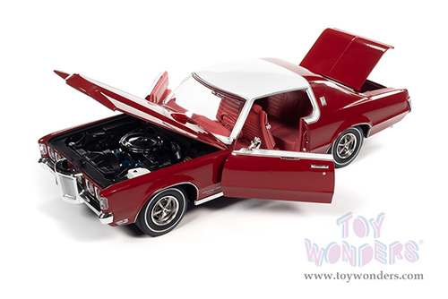 Auto World - American Muscle | Pontiac® Royal Bobcat Grand Prix™ Model J (1969, 1/18 scale diecast model car, Matador Red) AMM1273