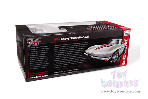 Auto World American Muscle - Chevrolet&reg; Corvette&reg; 427 Hardtop (1967, 1/18 scale diecast model car, White/Red Stinger stripe) AMM1279