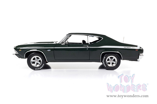 Auto World - American Muscle | Yenko&reg; Chevrolet&reg; Chevelle&trade; Hardtop (1969, 1/18 scale diecast model car, Fathom Green with white stripes) AMM1283