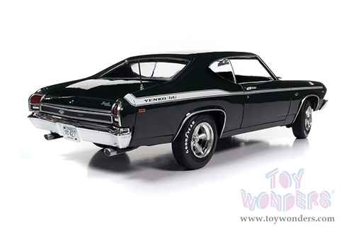 Auto World - American Muscle | Yenko&reg; Chevrolet&reg; Chevelle&trade; Hardtop (1969, 1/18 scale diecast model car, Fathom Green with white stripes) AMM1283