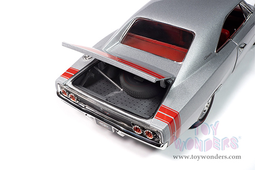 Auto World - American Muscle Dodge Charger R/T Hardtop Muscle Car & Corvette Nationals (MCACN) (1968, 1/18 scale diecast model car, Silver) AMM1344 MAP: $104.99