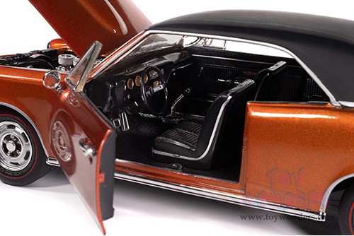 Auto World - Hemmings Muscle Machines | Pontiac® GTO™ Magazine Cover Car (July 2024) (1966, 1/18 scale diecast model car, Copper Blaze) AMM1346 MAP: $104.99