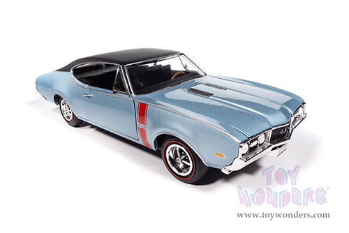 Auto World - Hemmings Motor News | Oldsmobile® 442™ W30 Holiday Coupe Magazine Cover Car (July 2023) (1968, 1/18 scale diecast model car, Teal Frost) AMM1350 MAP: $104.99