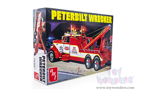 AMT - Model Kit | Peterbilt&reg; Wrecker Tow Truck (1/25 scale Plastic model Kit) AMT1133/06
