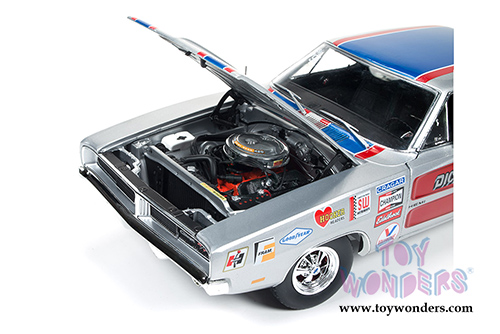 Auto World - Dodge Charger R/T Dick Landy Hard Top (1969, 1/18 scale diecast model car, Red/Blue/Gray) AW228