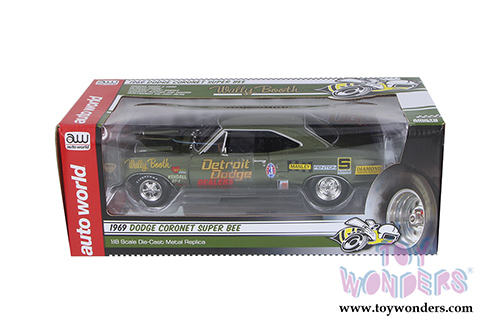 Auto World - Dodge Coronet Super Bee Hardtop (1969, 1/18 scale diecast model car, F8 Green) AW234