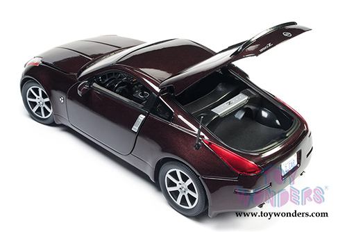 Auto World - Nissan 350 Coupe (2003, 1/18 scale diecast model car, Maroon) AW240