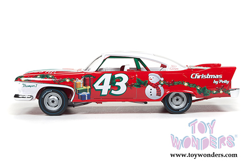 Auto World - Richard Petty #43 Plymouth Fury Christmas Edition Hard Top (1960, 1/24 scale diecast model car, Red, White & Green) AW24003