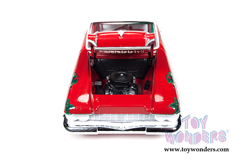 Auto World - Richard Petty #43 Plymouth Fury Christmas Edition Hard Top (1960, 1/24 scale diecast model car, Red, White & Green) AW24003