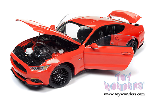 Auto World Muscle Cars U.S.A. | Ford Mustang GT Coupe (2016, 1/18 scale diecast model car, Competition Orange) AW242