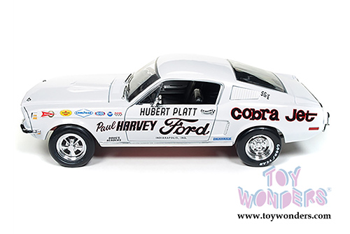Auto World - Ford Mustang S/S Cobra Jet Hubert Platt Hardtop Class of  '68 50th Anniversary (1968, 1/18 scale diecast model car, White) AW247