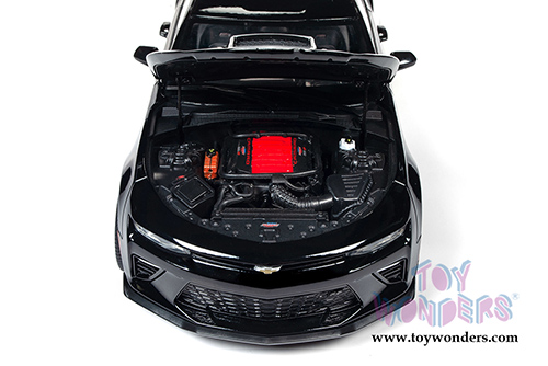 Auto World - Muscle Cars USA | Yenko&reg; Stage 1 Chevy&reg; Camaro&reg; Hardtop (2018, 1/18 scale diecast model car, Mosaic Black/Silver stripes) AW254