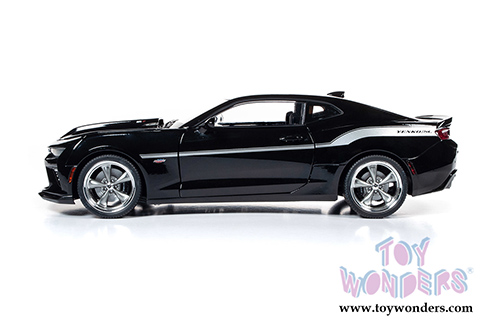Auto World - Muscle Cars USA | Yenko&reg; Stage 1 Chevy&reg; Camaro&reg; Hardtop (2018, 1/18 scale diecast model car, Mosaic Black/Silver stripes) AW254