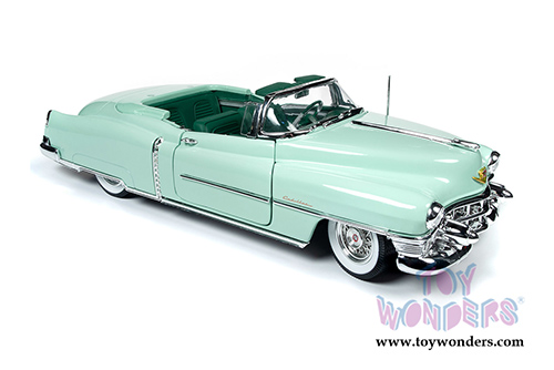 Auto World - Cadillac&reg; Eldorado&trade; Convertible (1953, 1/18 scale diecast model car, Gloss Light Green) AW260