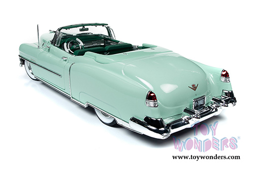Auto World - Cadillac&reg; Eldorado&trade; Convertible (1953, 1/18 scale diecast model car, Gloss Light Green) AW260