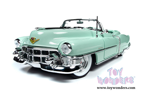 Auto World - Cadillac&reg; Eldorado&trade; Convertible (1953, 1/18 scale diecast model car, Gloss Light Green) AW260