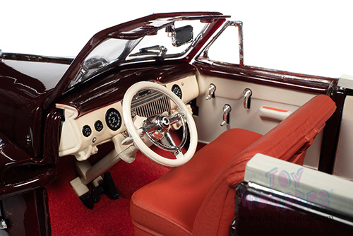 Auto World - Cadillac&reg; Series 62 Convertible (1947, 1/18 scale diecast model car, Burgundy) AW273