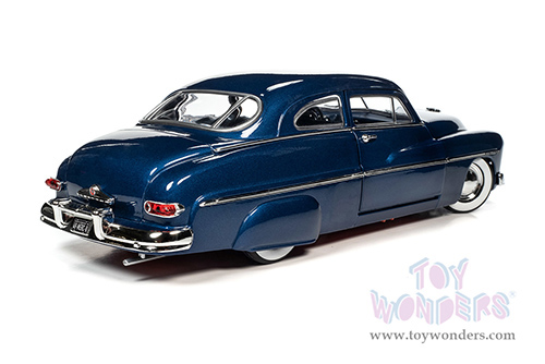 Auto World -  Mercury Eight Coupe (1949, 1/18 scale diecast model car, Atlantic Blue) AW277