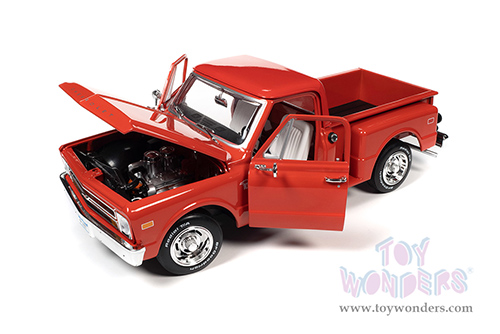 Auto World - Chevrolet® C-10™ Stepside Pickup Truck (1968, 1/18 scale diecast model car, Red) AW300