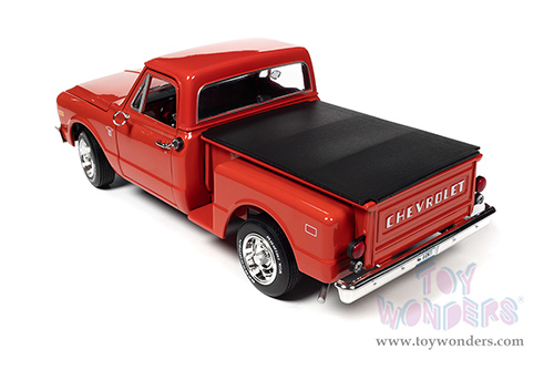 Auto World - Chevrolet® C-10™ Stepside Pickup Truck (1968, 1/18 scale diecast model car, Red) AW300