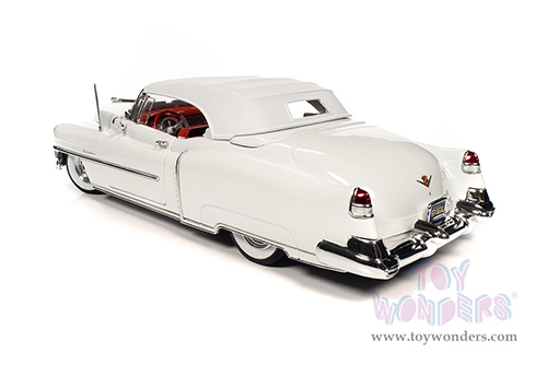 Auto World - Cadillac® Eldorado™ Soft Top (1953, 1/18 scale diecast model car, Alpine White) AW316