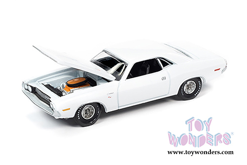 Auto World - Hemmings Muscle Machines | Dodge Challenger R/T Hardtop (1970,1/64 scale diecast model car, White) AWSP050/24B