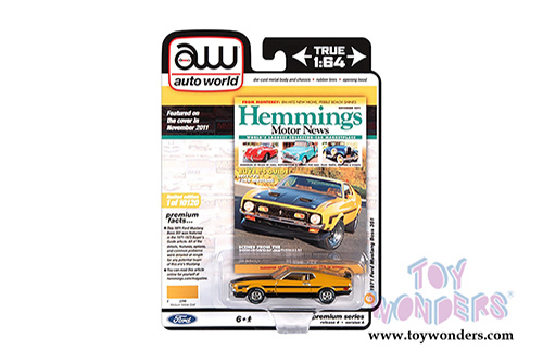 Auto World - Hemmings Motor News | Ford Mustang Boss 351 Hardtop (1971,1/64 scale diecast model car, Medium Yellow Gold/Black) AWSP052/24A