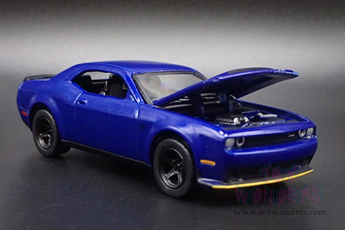 Auto World Premium - Dodge Challenger SRT Demon "Mecum Auctions" (2018, 1/64 scale diecast model car, Indiglo Blue) AWSP161/24