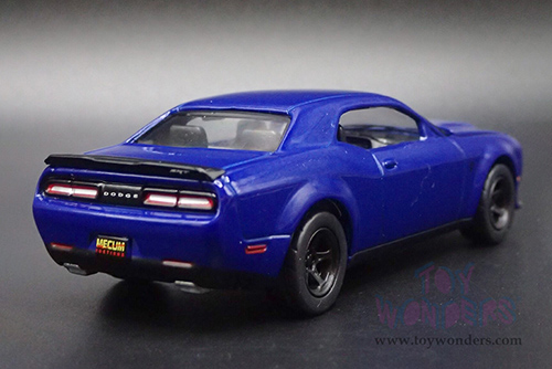 Auto World Premium - Dodge Challenger SRT Demon "Mecum Auctions" (2018, 1/64 scale diecast model car, Indiglo Blue) AWSP161/24