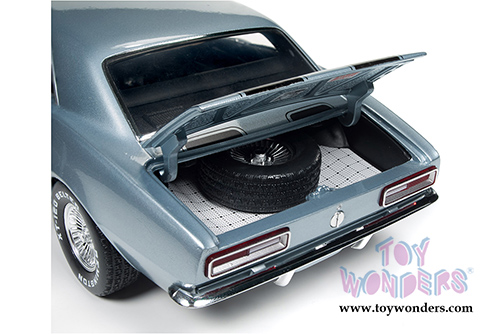 Auto World Silver Screen Machines - Christine - Buddy Repperton's Chevy Camaro Hard Top (1967, 1/18 scale diecast model car, Gray) AWSS114
