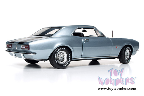 Auto World Silver Screen Machines - Christine - Buddy Repperton's Chevy Camaro Hard Top (1967, 1/18 scale diecast model car, Gray) AWSS114