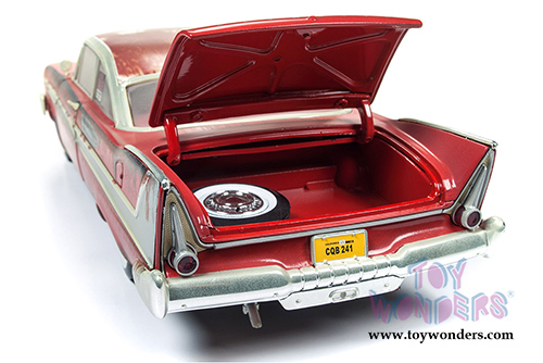Auto World Silver Screen Machines - Christine Plymouth Fury Dirty Version Hardtop (1958, 1/18 scale diecast model car, Red) AWSS119