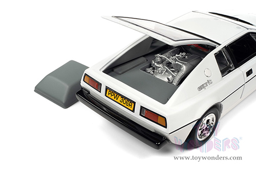 Auto World Silver Screen Machines | James Bond 007 Lotus Esprit S1 Submarine Car "The Spy Who Loved Me" (1971, 1/18 scale diecast model car, White) AWSS132
