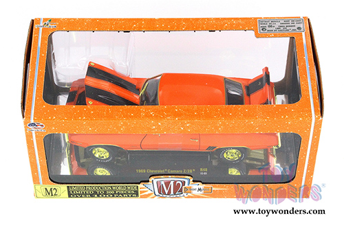 Castline M2 Machines Detroit-Muscle Premium - Chevy Camaro Z28 CHASE Hard Top (1969, 1/24 scale diecast model car, Orange) CC40300/48OR