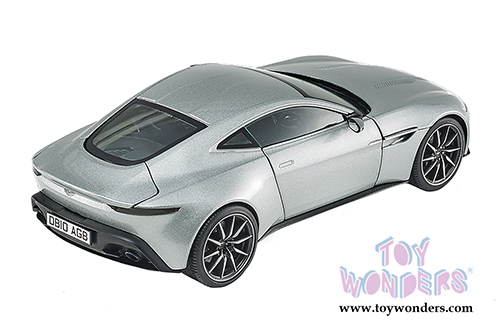 Mattel Hot Wheels Elite - Aston Martin DB10 James Bond 007 From "Spectre" Movie (1/18 scale diecast model car, Silver) CMC94/9764
