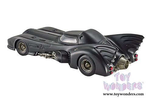 Mattel Hot Wheels - Batman Returns Batmobile (1/18 scale diecast model car, Black) CMC96