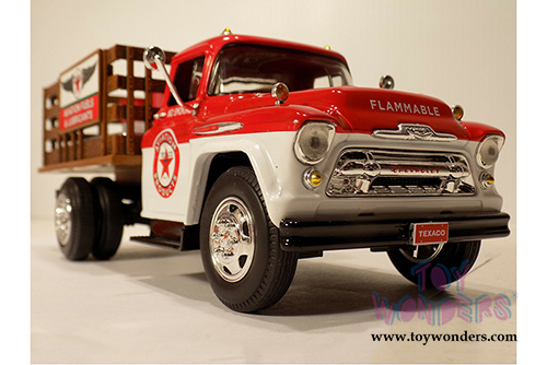 Auto World - Texaco® Oil Chevrolet® Stake Bed Truck (1957, 1/25 scale diecast model car, White/Red) CP7505