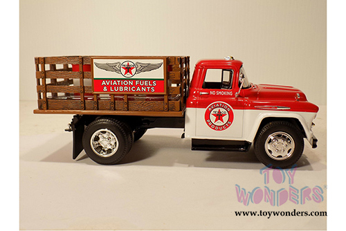 Auto World - Texaco® Oil Chevrolet® Stake Bed Truck (1957, 1/25 scale diecast model car, White/Red) CP7505