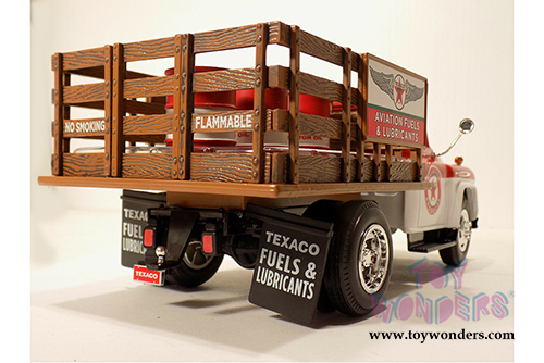 Auto World - Texaco® Oil Chevrolet® Stake Bed Truck (1957, 1/25 scale diecast model car, White/Red) CP7505